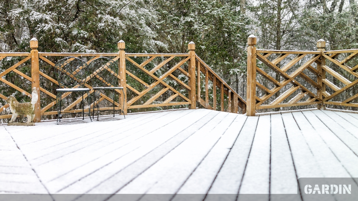 Czy można montować taras zimą?